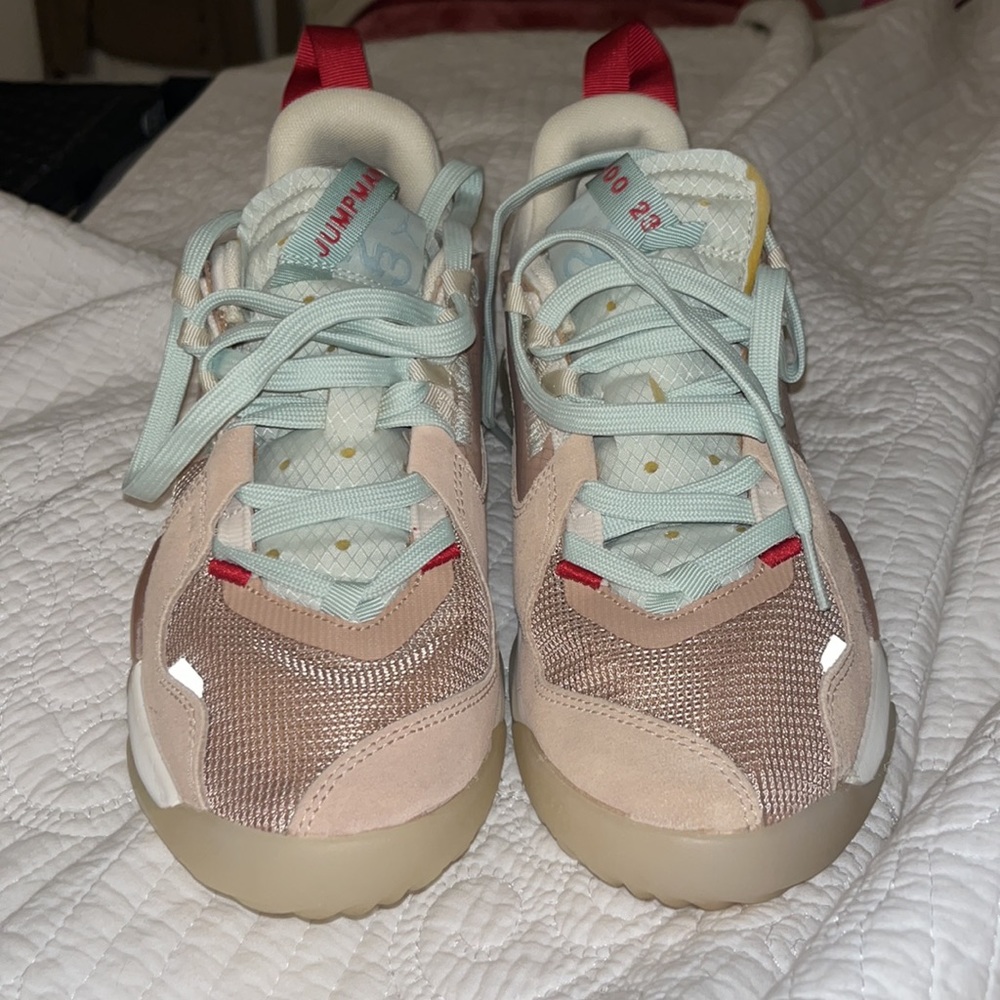 jordan delta sp vachetta tan. size 6 in youth but 7.5 in women’s. i have the box - Picture 3 of 6